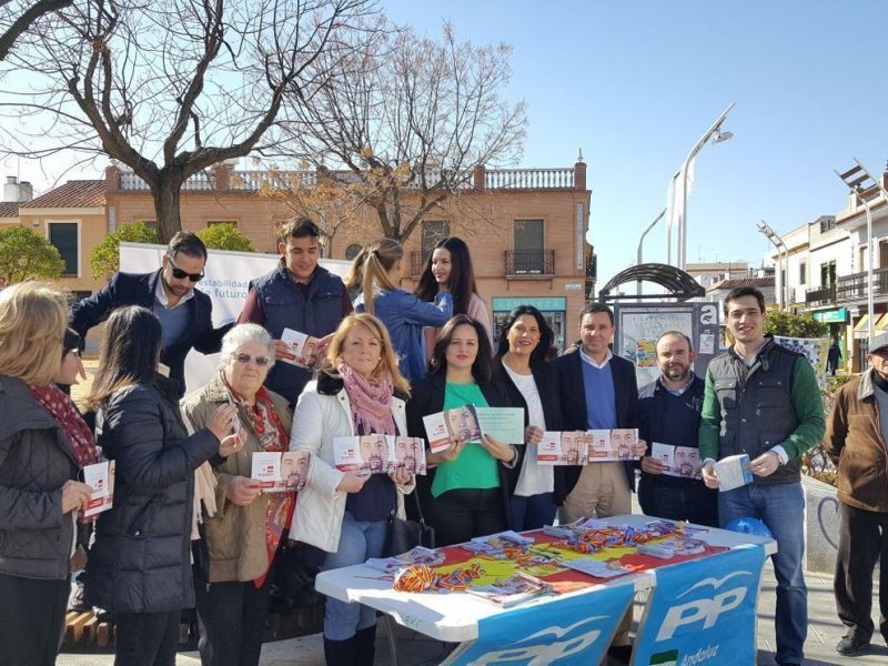 Presentación de ‘En Andalucía el tiempo pasa, el paro se queda’ en Alcalá