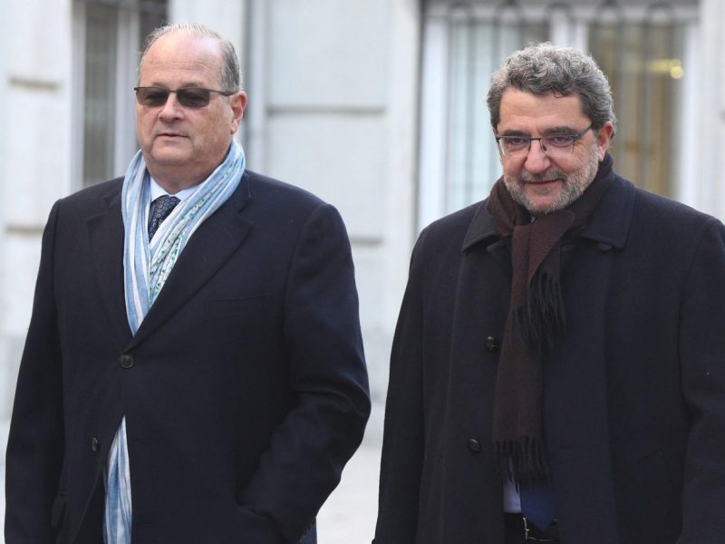 Gutiérrez Limones a su llegada al Tribunal Supremo acompañado por su abogado