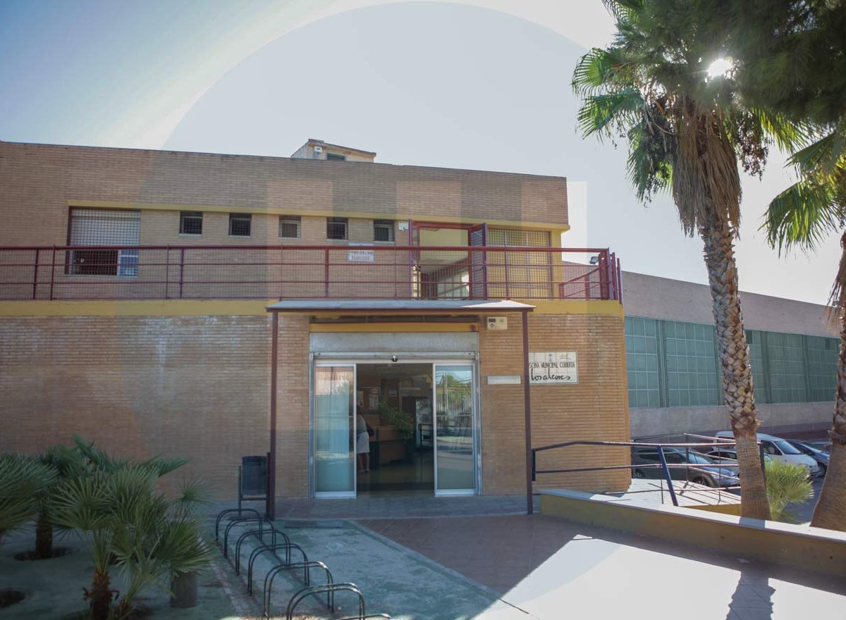 Piscina municipal cubierta Los Alcores