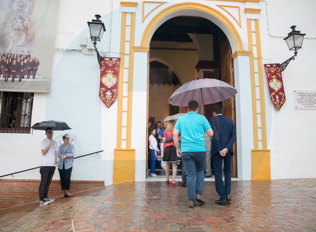 La lluvia obliga a cancelar la procesión del Dulce Nombre