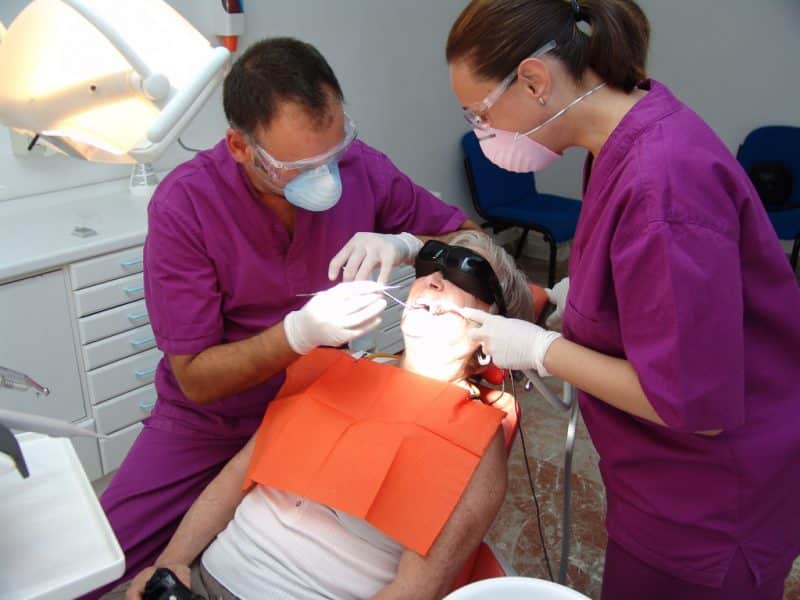 Dentista gratuito para mayores de 65