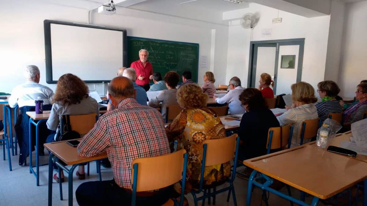 Aula Abierta de Mayores