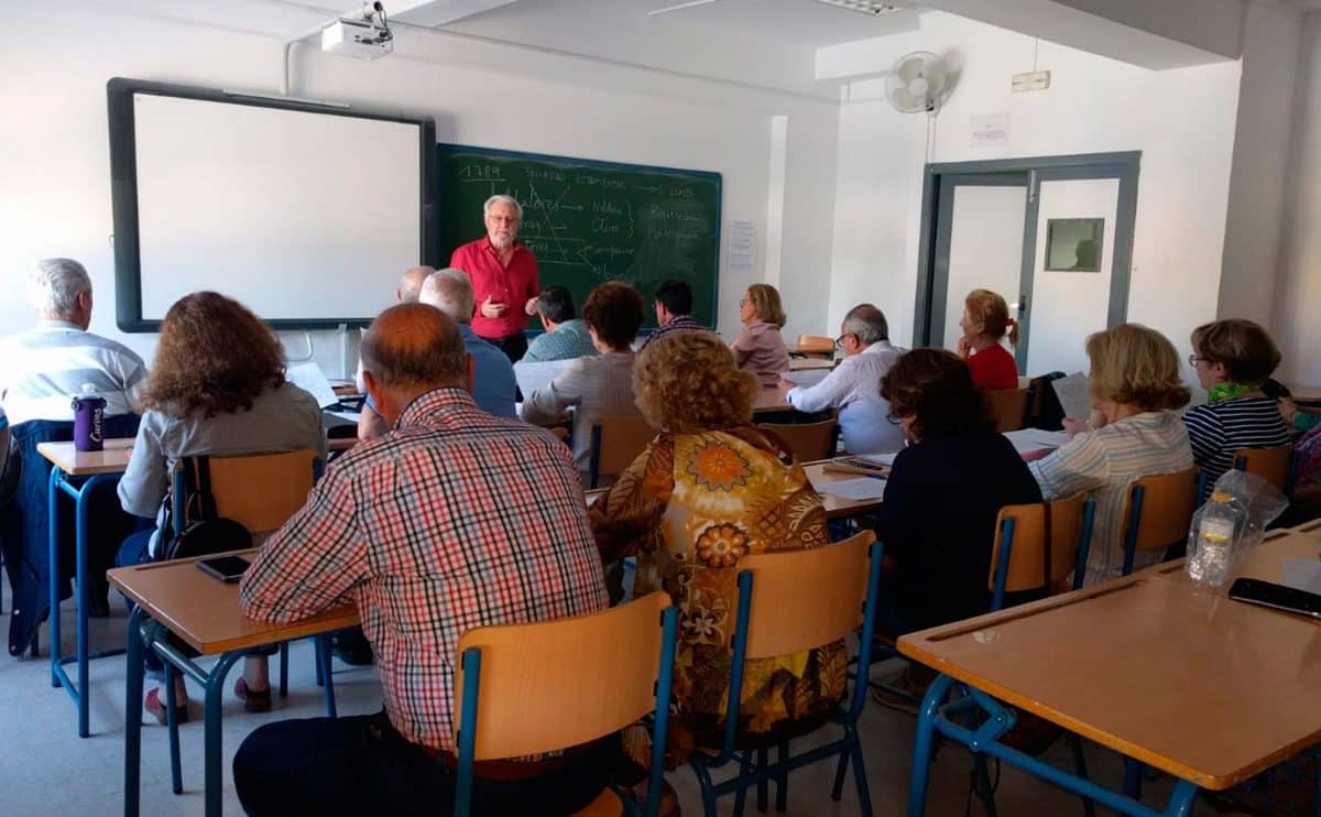 Aula Abierta de Mayores