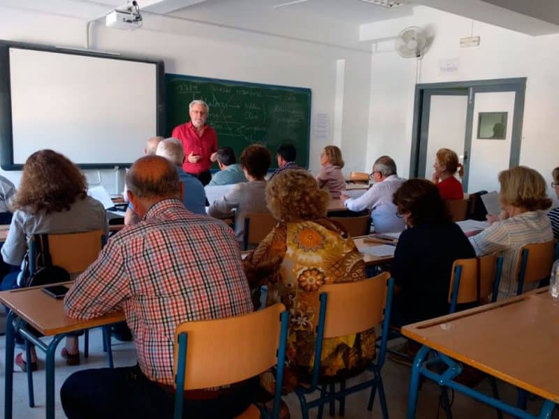 Aula Abierta de Mayores