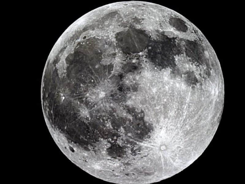 Superluna de Fresa