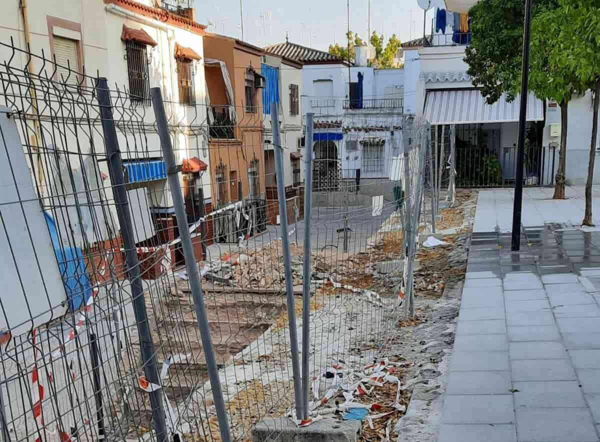 Obras en la plaza Matilde Mantecón / Lva