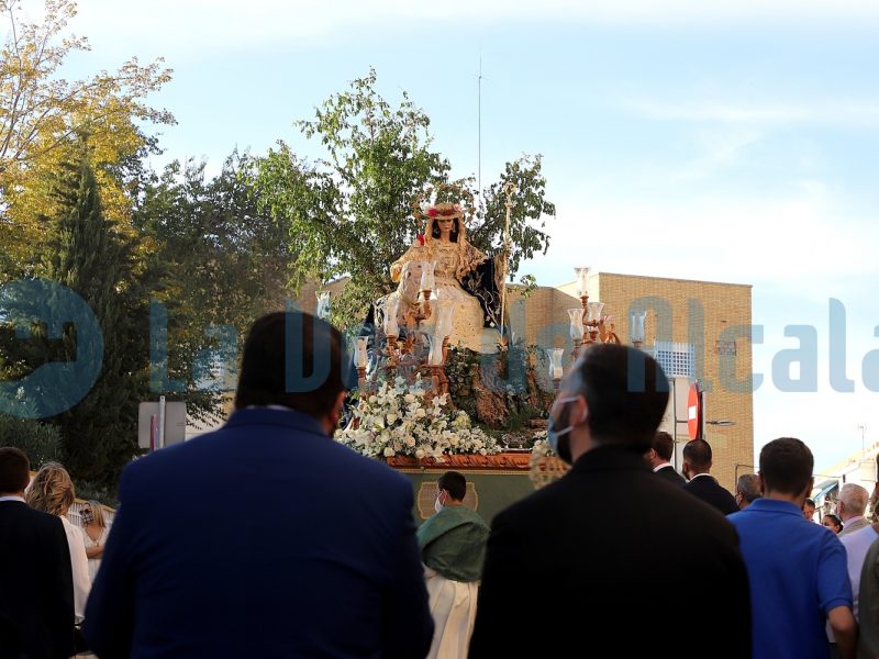 Paso de la Divina Pastora por Alcalá / Juan Muñoz