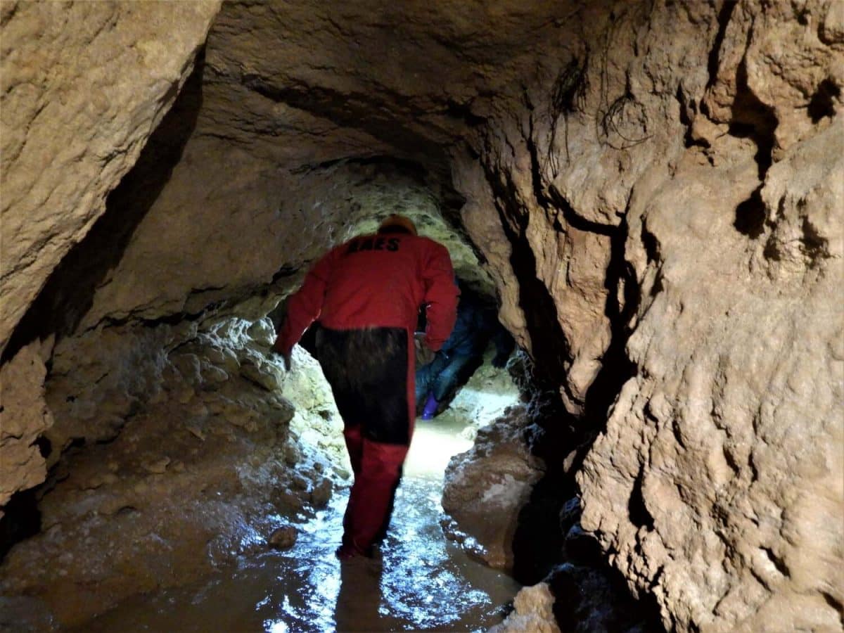 Galería de probable origen romano con origen bajo la Ciudad de San Juan de Dios / Asociación Andaluza de Exploraciones Subterráneas