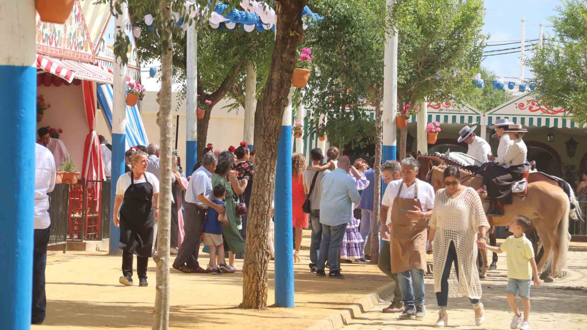 Cielos mayormente despejados para la Feria de Alcalá.