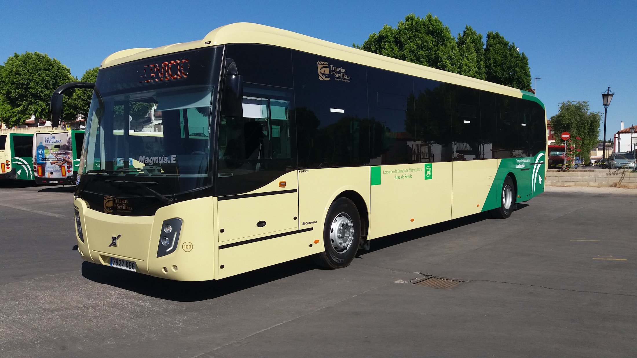 Autobuses del Consorcio Metropolitano de Transportes / AD