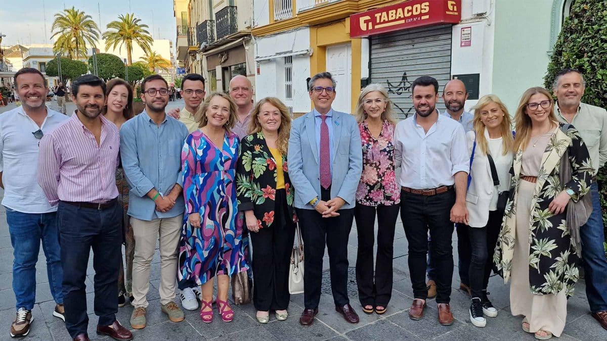 Patricia del Pozo junto a Esaú Pérez en Alcalá