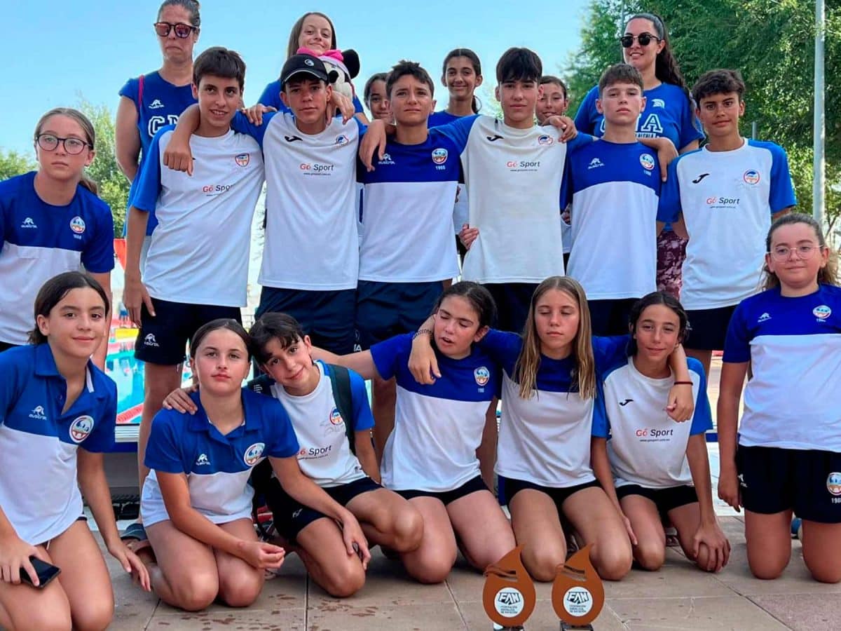 Los representantes del Club Natación Alcalá en este certamen