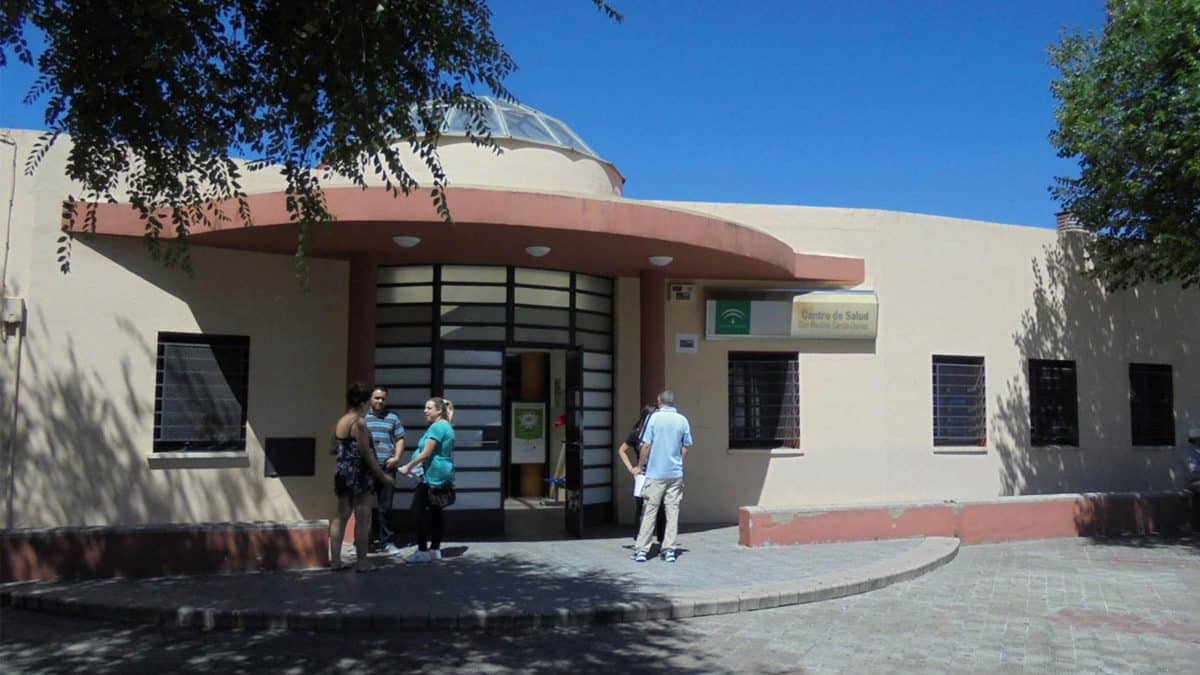 Identificados 64 pacientes «de riesgo» por las altas temperaturas en Alcalá