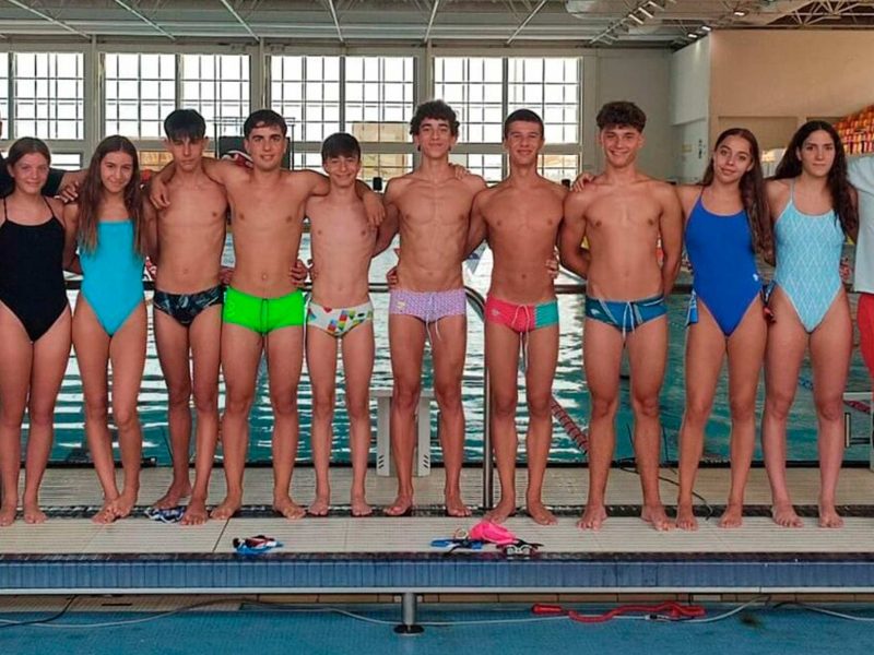 Los nadadores alcalareños que llegaron a esta competición autonómica