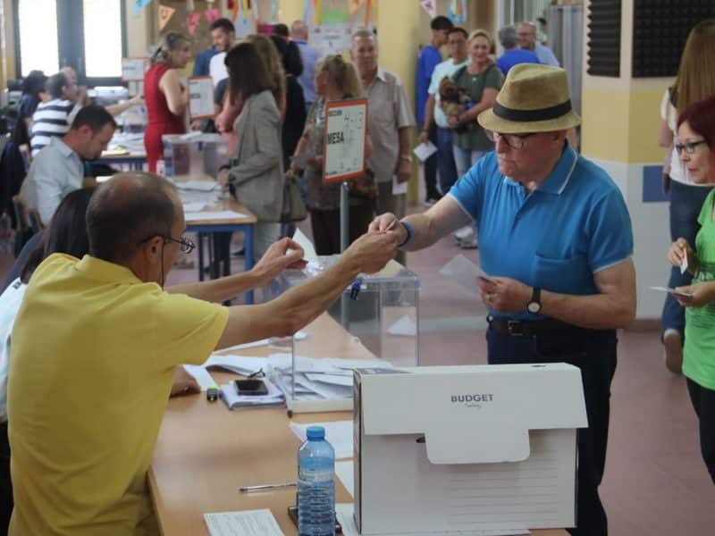 Colegio electoral en Alcalá de Guadaíra