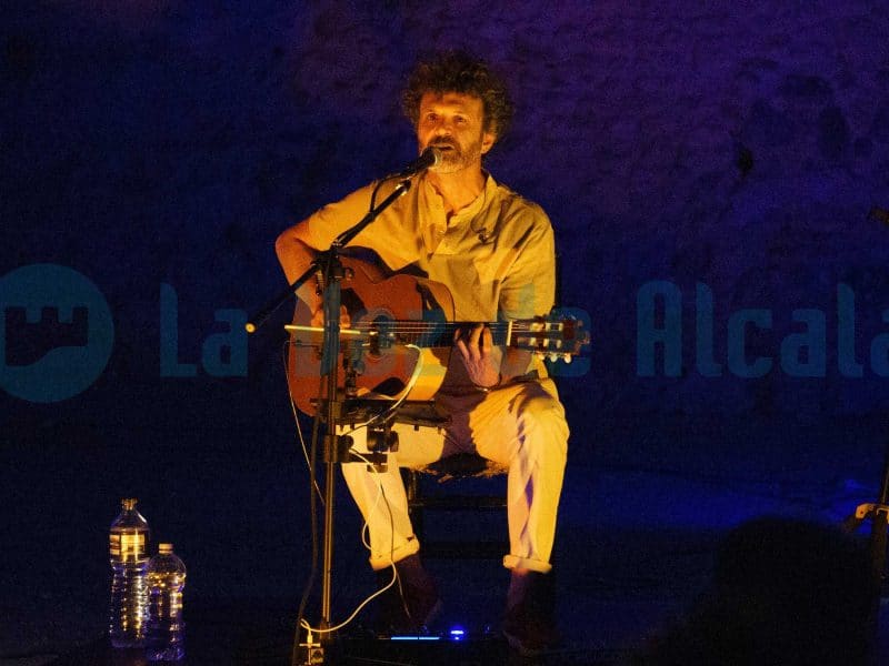 Miguel Rivera en el escenario la noche del jueves | V.F.