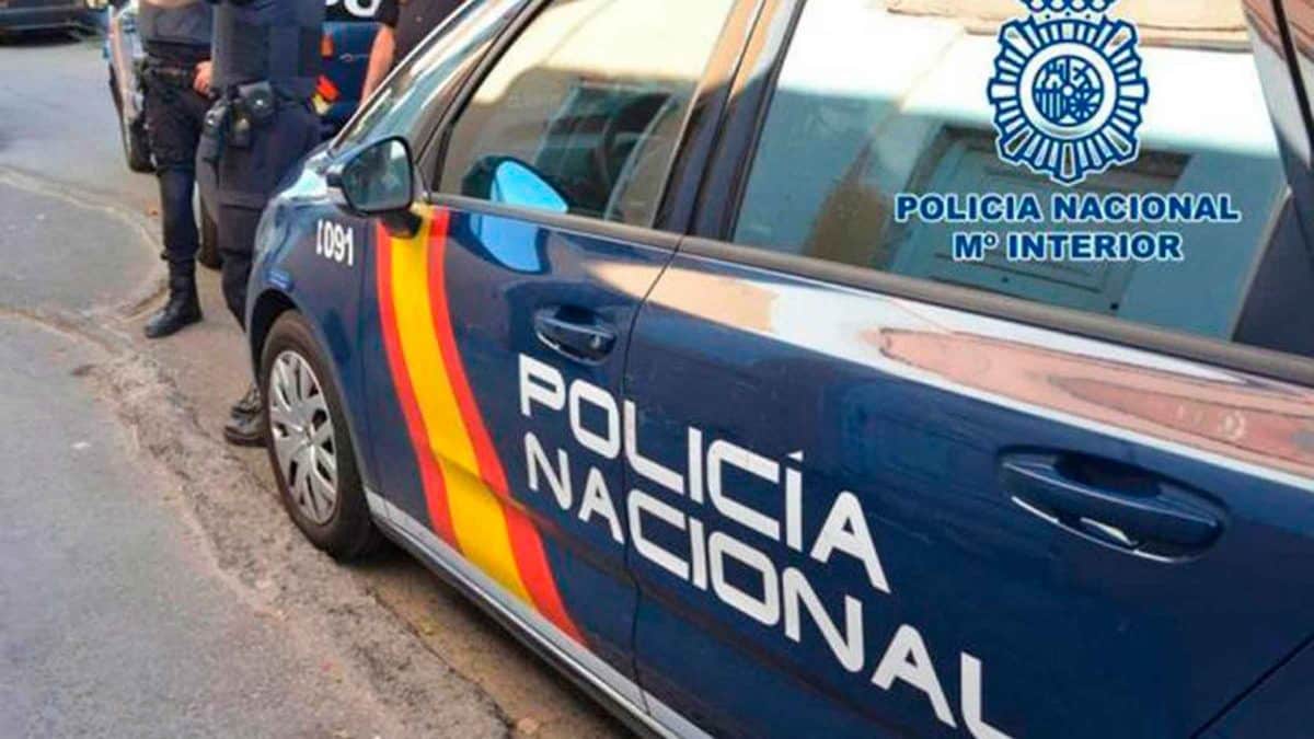 Coche de la Policía Nacional