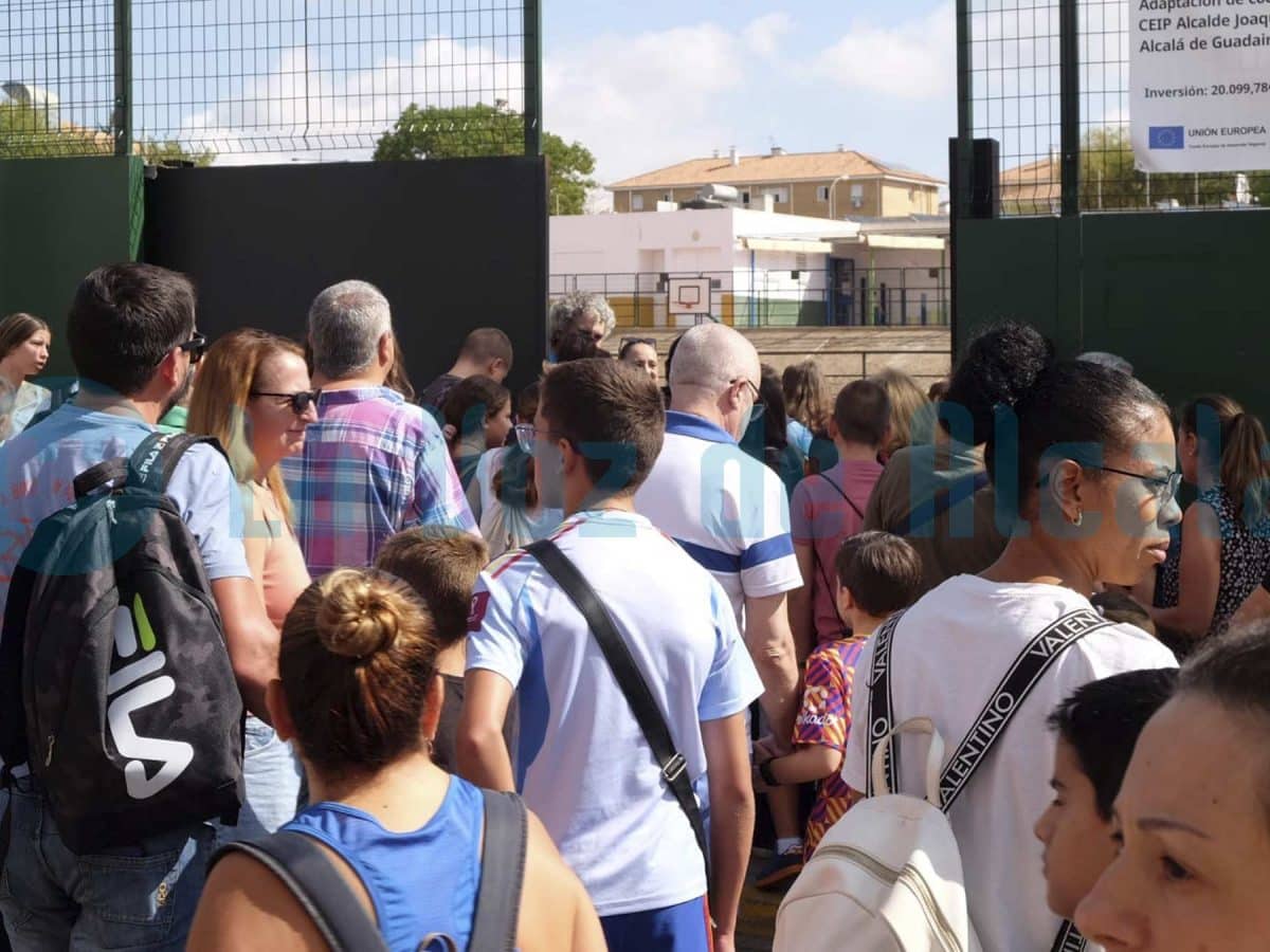 Vuelta a los colegios en el CEIP Alcalde Joaquín García. Víctor Fernández