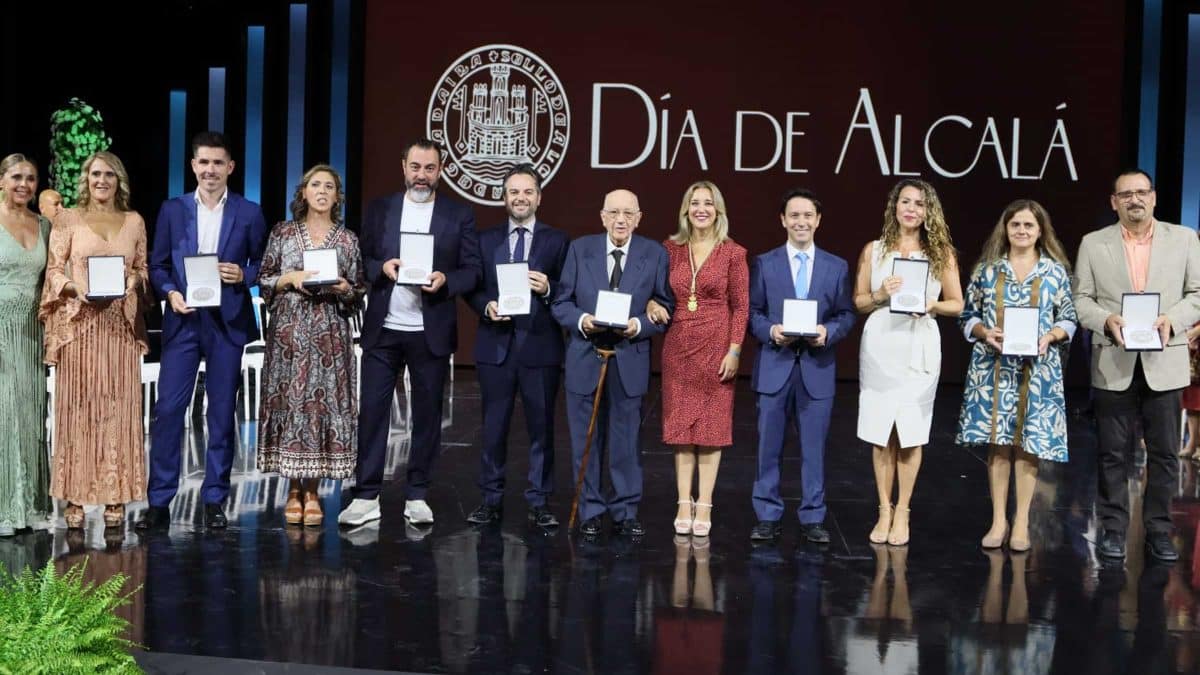 Premiados en la gala de 2022 junto a la aún alcaldesa Ana Isabel Jiménez