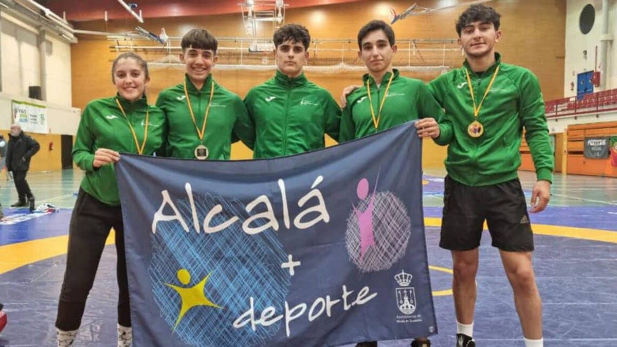 Los cinco luchadores alcalareños que han arrasado en Madrid