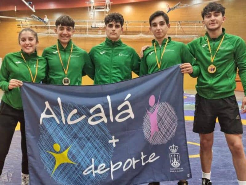 Los cinco luchadores alcalareños que han arrasado en Madrid