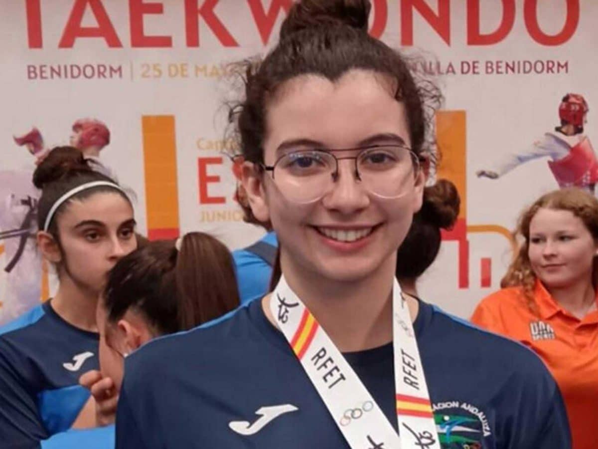 Amanda Jiménez tras ganar la medalla en Benidorm