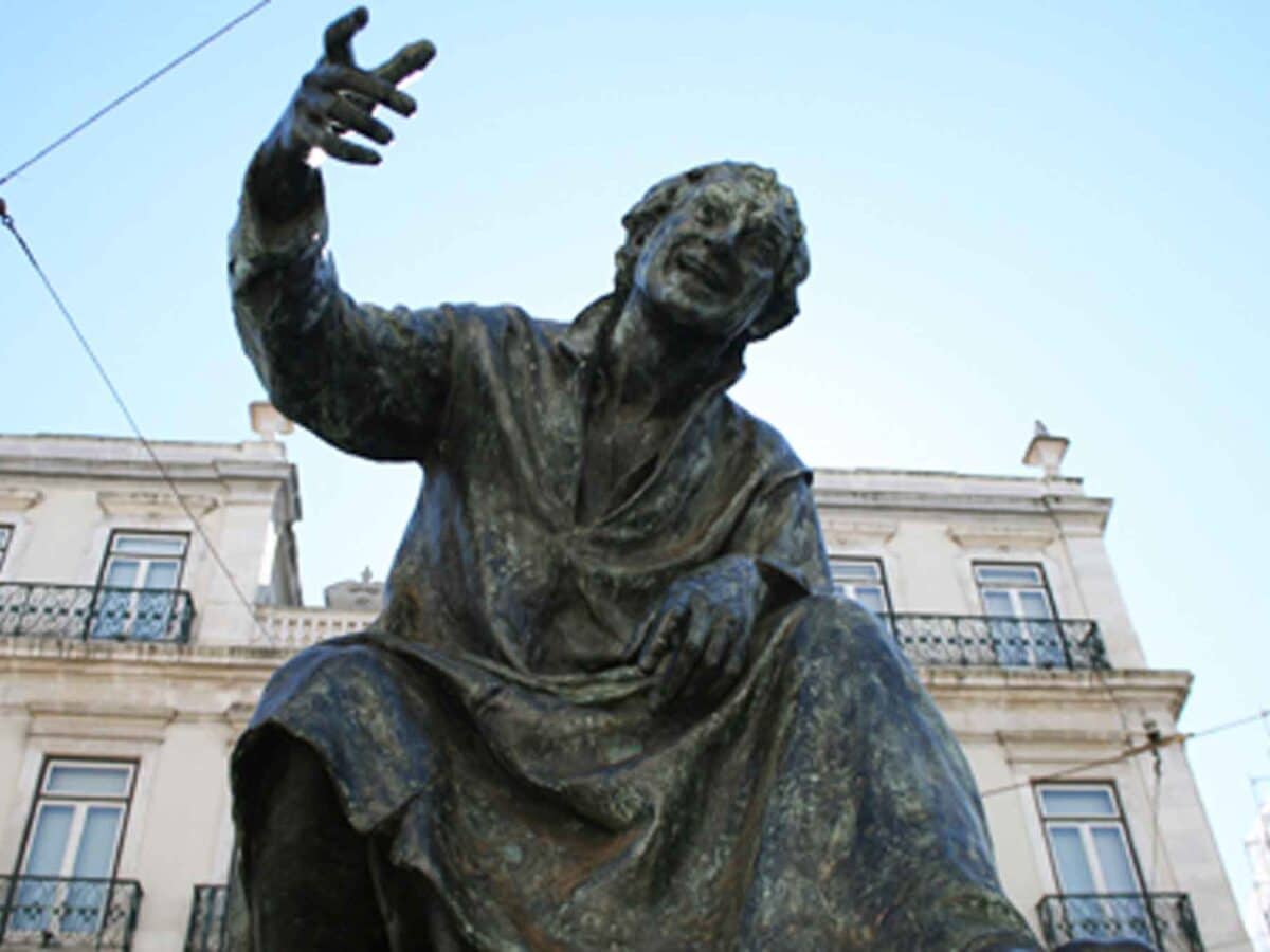 Escultura de Antonio Ribeiro Chiado. Archivo Sandra Dugan.