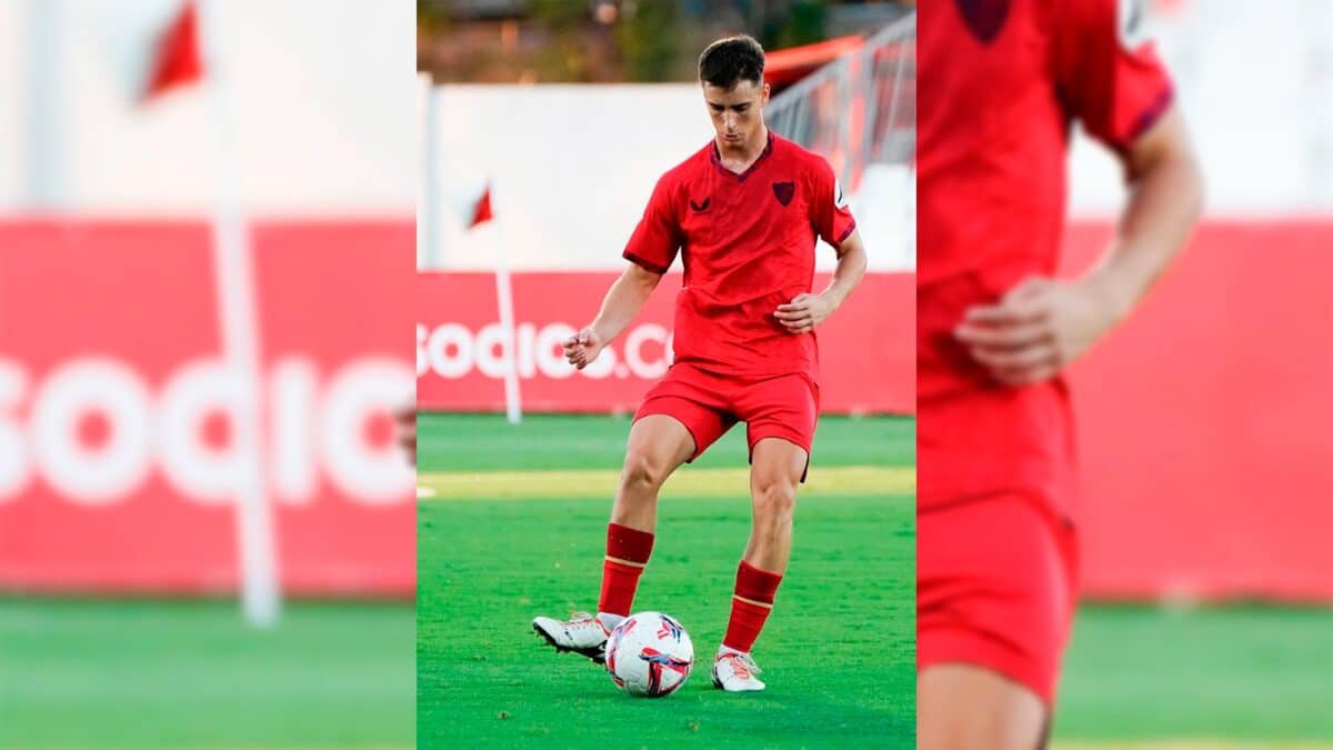 Pablo Rivera en su debut con el Sevilla FC ante el Orlando Pirates. Cedida