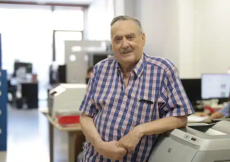 Enrique Sánchez en la redacción del periódico el pasado verano. Francisco Amador