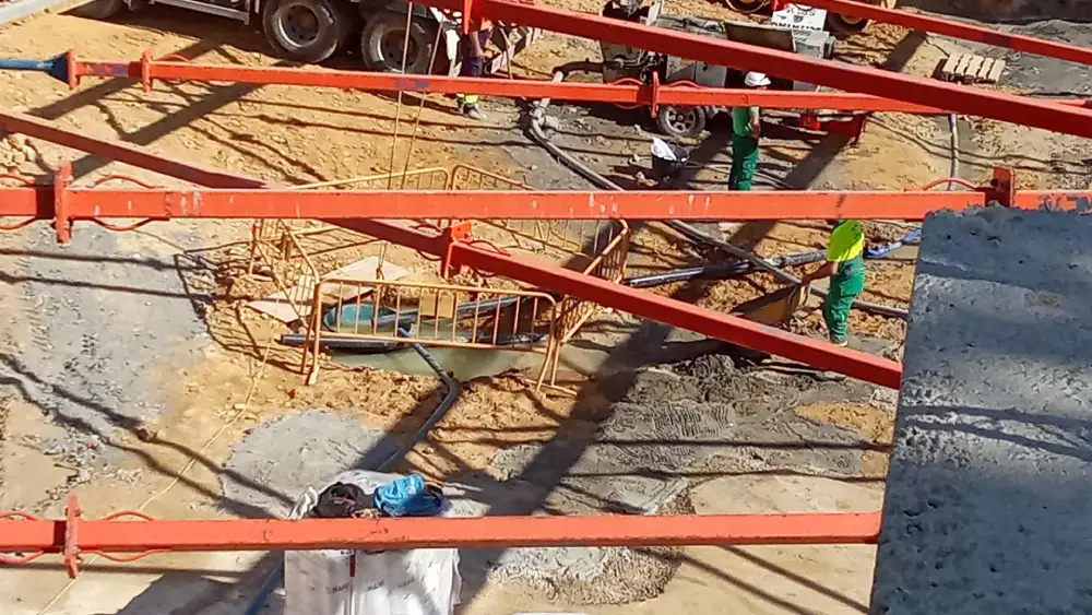 Imagen de las obras promovidas en los aparcamientos en la calle Nicolás Alpériz de Alcalá - AL WADI-IRA/ECOLOGISTAS EN ACCIÓN