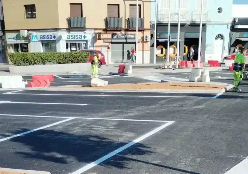 Alcalá de Guadaíra abre el aparcamiento público en el tramo norte de la calle Silos tras el final de las obras. - ALCALÁ DE GUADAÍRA