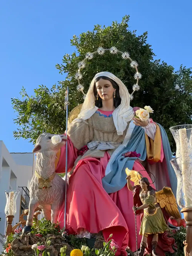 Salida Procesional de la Divina Pastora / Rubén Gutiérrez Gallego