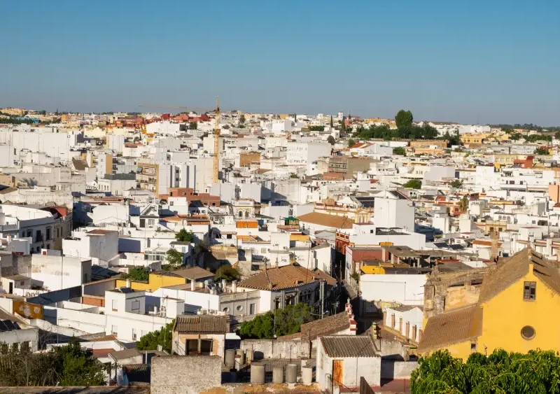 Fotografía panorámica de la ciudad de Alcalá de Guadaíra desde el Santuario de Nuestra Señora del Águila. Víctor Fernández