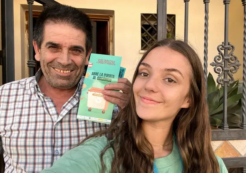 campaña contenedor marrón