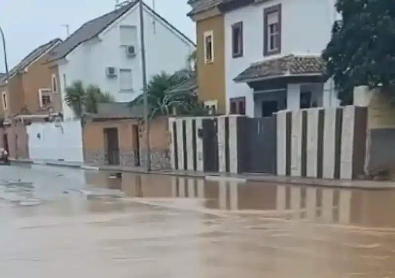 Imagen de las inundaciones en Oromana Park tras la borrasca Berenice. Sandra González