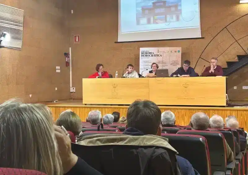 Las Jornadas de Memoria Democrática de Alcalá de Guadaíra (Sevilla) destacan la importancia de que los jóvenes conozcan su historia. - SEVILLA