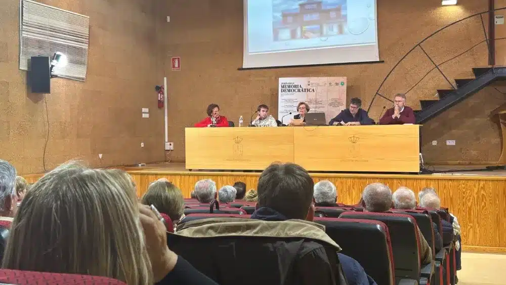 Las Jornadas de Memoria Democrática de Alcalá de Guadaíra (Sevilla) destacan la importancia de que los jóvenes conozcan su historia. - SEVILLA