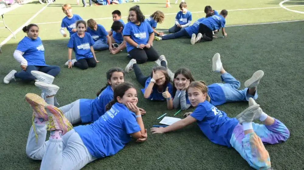 Celebración del Día Internacional del Niño y la Niña en el Polideportivo Distrito Sur