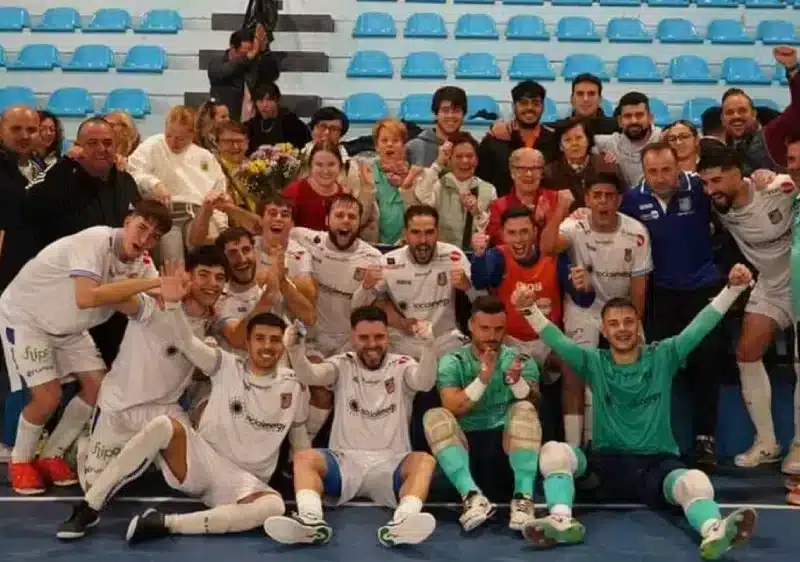 Celebración del CD Alcalá FS tras la victoria ante el Unión África Ceutí