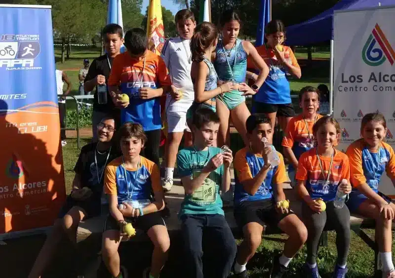 El Club Capa Alcalá CC Los Alcores celebró una nueva edición del Cross Escolar