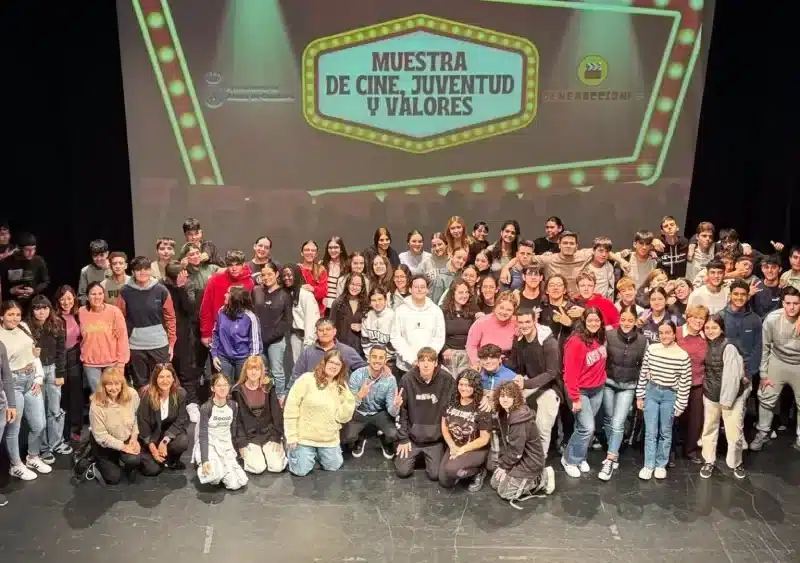 Estreno de los trabajos finales. - AYUNTAMIENTO DE ALCALÁ DE GUADAÍRA