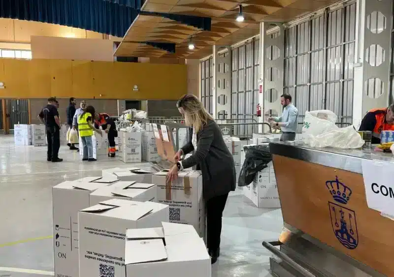 Recogida de alimentos para los afectados por la DANA en Valencia. Ayto. de Alcalá