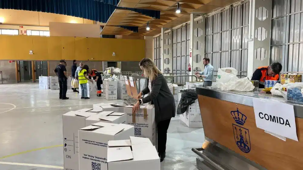 Recogida de alimentos para los afectados por la DANA en Valencia. Ayto. de Alcalá