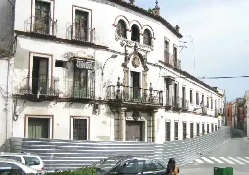 Antigua Casa Cuartel de la Guardia Civil. Lva