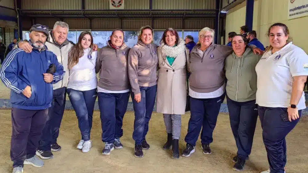Las féminas del Club Petanca Águila. LVA