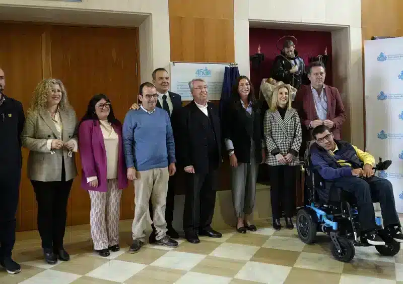 La consejera Loles López respalda en Alcalá a la Orden Hospitalaria San Juan de Dios en el 450 aniversario de su llegada a Sevilla. Álvaro Vázquez
