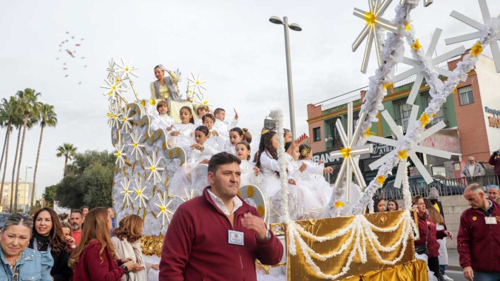 cabalgata reyes magos alcalá 2025