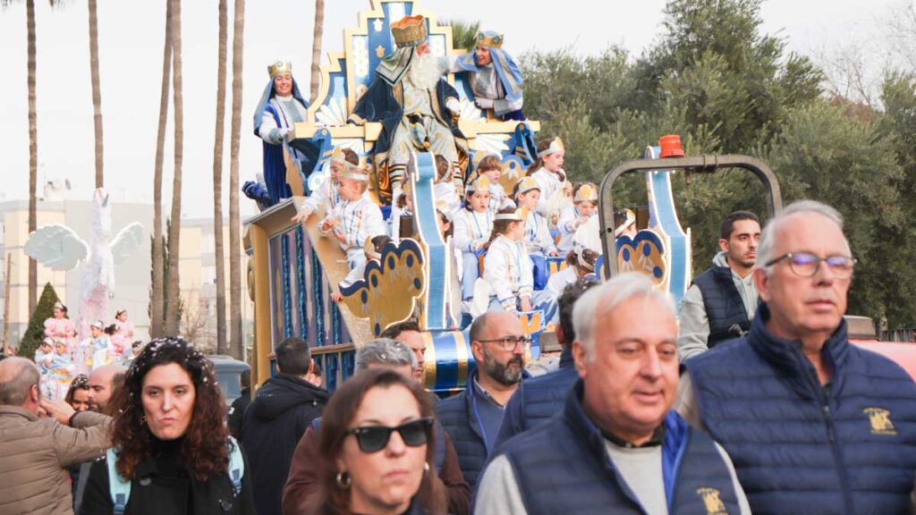 cabalgata reyes magos alcalá 2025