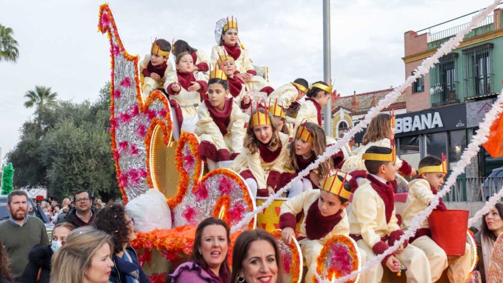 cabalgata reyes magos alcalá 2025