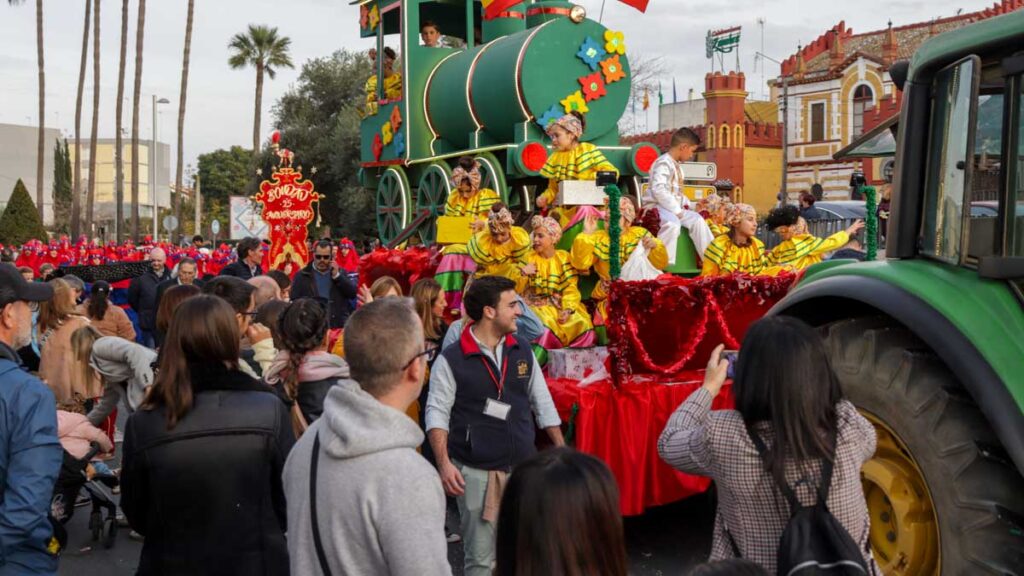cabalgata reyes magos alcalá 2025